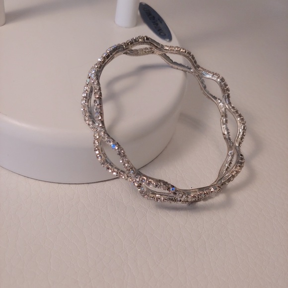 💮Bangle Rhinestone Bracelet💮 - Picture 4 of 6